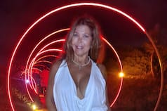 Fue vedette en los 90, pero dejó todo para formar una famila y ahora quiere volver al medio