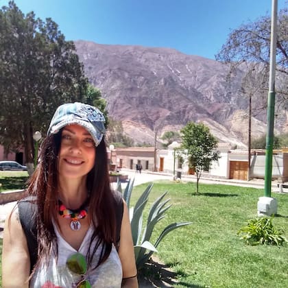 Alejandra Rodríguez en una imagen de su álbum personal, de vacaciones en Maimará, Jujuy