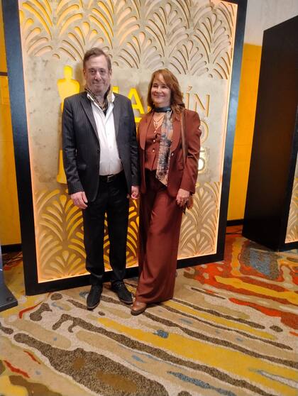 Alejandro Awada, muy bien acompañado