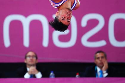 Alejandro de la Cruz de Cuba participa en gimnasia artística