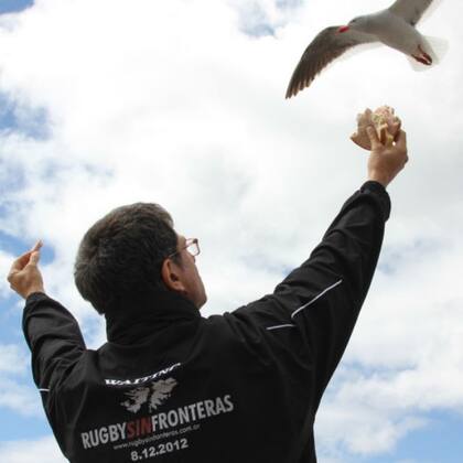 Alejandro Diego, en uno de sus viajes a las Islas Malvinas