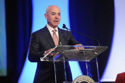 Alejandro Mayorkas ser el primer latino y el primer inmigrante en liderar el Departamento de Seguridad Interior