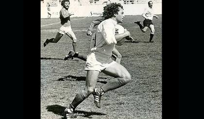 Alejandro Puccio, cuando jugaba al rugby en el CASI y Los Pumas.