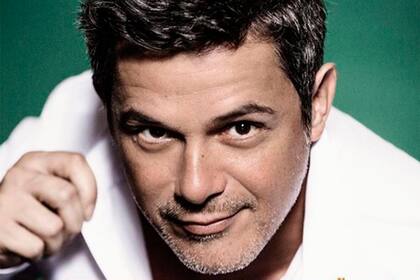 Alejandro Sanz se adelantó a la jugada de sus chantajistas