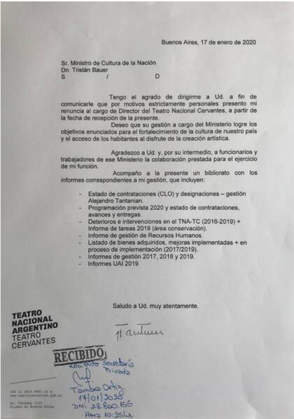 Alejandro Tantanian se reunió con el Ministro de Cultura Tristán Bauer y dejó su cargo en el Cervantes