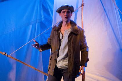 Alejandro Vázquez, en Lejano resplandor de luna