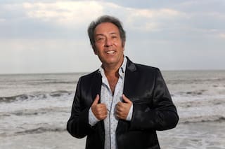 Gran homenaje al café concert en la casa de Mariano Mores, en Mar del Plata