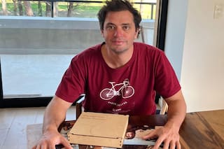 Invirtió $13.000, creó un negocio de originales rompecabezas y hoy factura millones