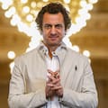 Dirige sin batuta, debuta al frente de la Estable del Colón en su cumpleaños y se entusiasma con los jóvenes que se incorporaron
