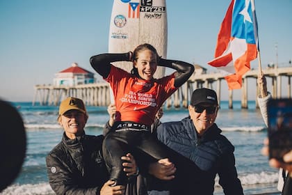 Alelí es ciega del ojo izquierdo y padece de miopía en el derecho