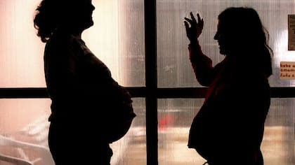 Alerta por las cifras de embarazos adolescentes en la Argentina