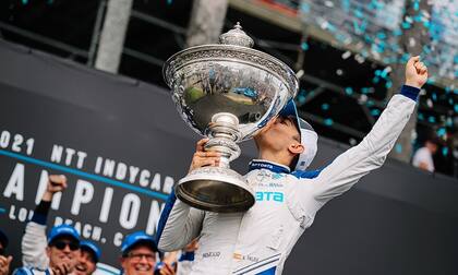 Alex Palou, campeón de la IndyCar estadounidense, se une a la escudería McLaren de Fórmula 1