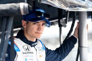 La escudería anunció un nuevo piloto para 2023 y uno de sus corredores se aferra a su butaca