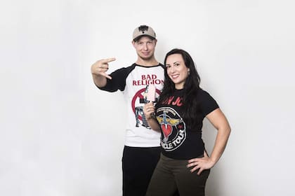 Alexander Evterev, fundador de El Jevi, junto a su socia Gabriela Fernández