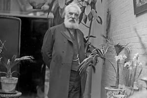 No fue su único creador ni le puso nombre, pero su apellido quedó asociado para siempre con él