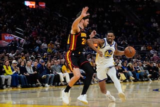 Alexander-Walker anota 24 puntos y lidera a los Hawks que vencen 124-111 a los Warriors