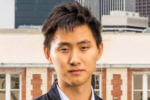 Alexandr Wang es el CEO y fundador de Scale AI, gracias a los que se convirtió en multimillonario con apenas 24 años