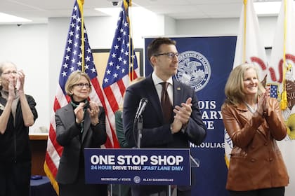 Alexi Giannoulias optó por realizar el servicio también los sábados para cumplir con la demanda (Foto: Archivo)