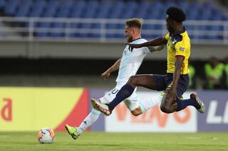 Preolímpico: Argentina le ganó 1-0 a Ecuador y se clasificó a la fase final