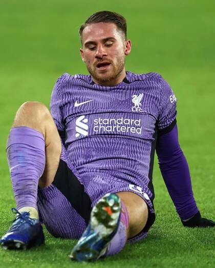 Alexis Mac Allister abandonó el campo de juego ante el Sheffield United y tendrá varias semanas de recuperación