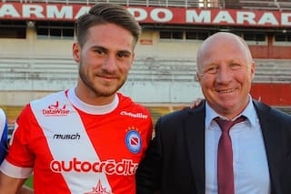 Carlos Mac Allister y su hijo: "El sueño de Alexis es jugar en Boca"