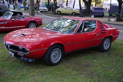 Alfa Romeo Montreal