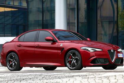 Alfa Romeo Giulia, uno de los dos modelos que vende actualmente la marca italiana en el país