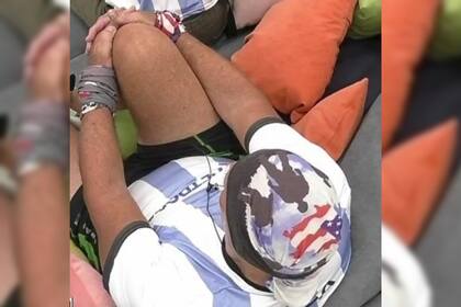 Alfa se muestra con prendas con la bandera de Estados Unidos (Captura Twitter)