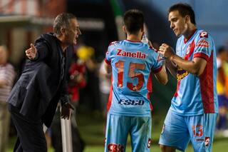 La única experiencia de Alfaro en la Copa: cuando se fue tras una discusión