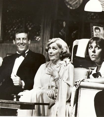 en Fiebre de heno, 1989, con Marcelo Alfaro y Ana Padilla