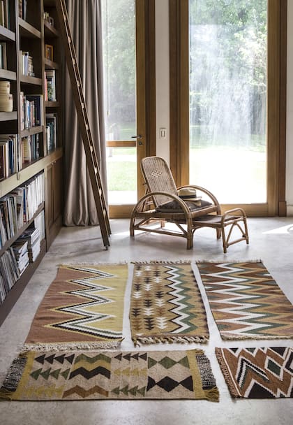 Alfombras de lana de oveja realizados por mujeres Qomle'ec.