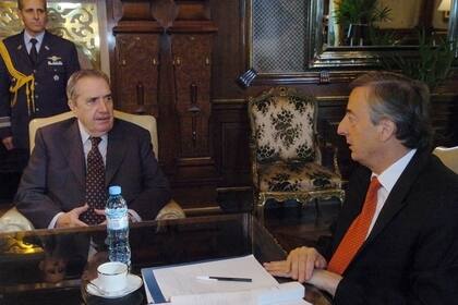 Alfonsín y Kirchner en mayo de 2006
