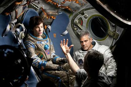 Alfonso Cuarón dirige a Sandra Bullock y a George Clooney en Gravedad