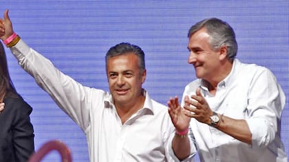 Alfredo Cornejo, gobernador de Mendoza y Gerardo Morales, gobernador de Jujuy