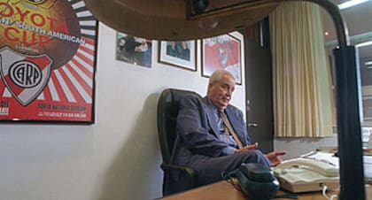 Alfredo Davicce, en su despacho presidencial