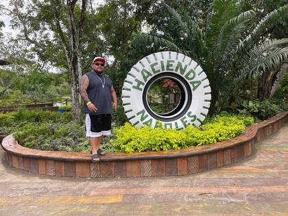 Alfredo es mexicano pero vive en los Estados Unidos.