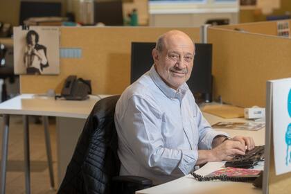 Alfredo Leuco jamás perdió su pasión por el periodismo gráfico, a pesar de ser una figura destacada de la televisión y la radio