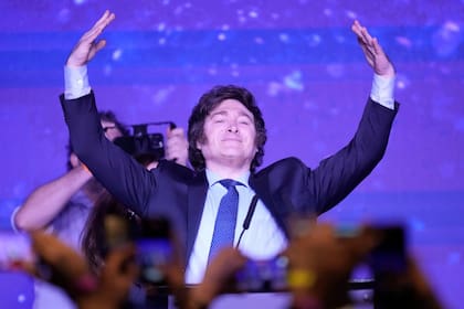 Alfredo Leuco: "Javier Milei explotó como una bomba de fragmentación en el corazón del sistema de partidos políticos"