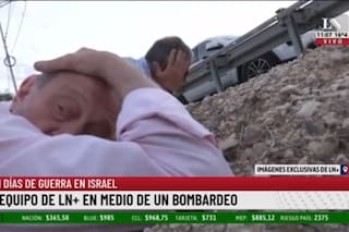 El video del momento en el que el equipo de LN+ quedó en medio de un bombardeo