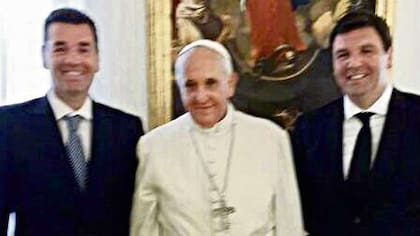 Los hermanos Lijo junto al Papa Francisco en El Vaticano, en 2014