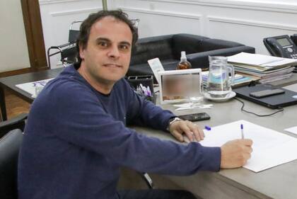 Alfredo Zavatarelli, el intendente de General Pinto que protagonizó un fuerte accidente.