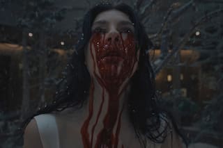 La inquietante serie de Netflix protagonizada por la hija de una argentina que te dejará sin aliento