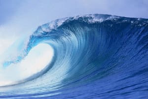 ¿Qué significa soñar con olas gigantes?