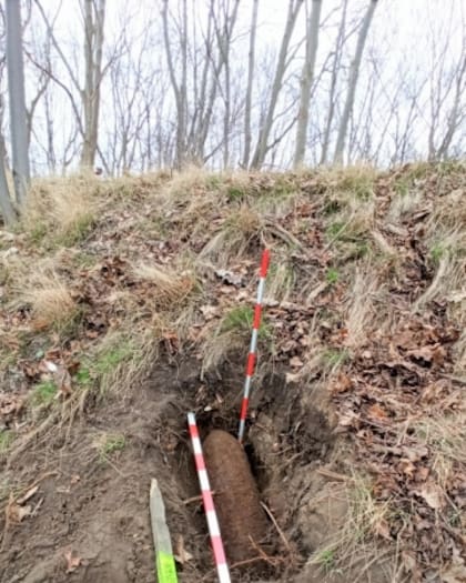 Algunas bombas se encontraron a tan solo 30 centímetros de la superficie