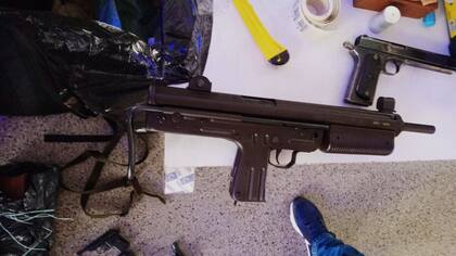 Algunas de las armas entregadas en los puestos móviles del Plan Nacional de Entrega Voluntaria de Armas en Rosario