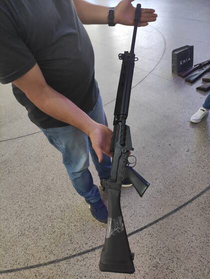 Algunas de las armas entregadas en los puestos móviles del Plan Nacional de Entrega Voluntaria de Armas en Rosario