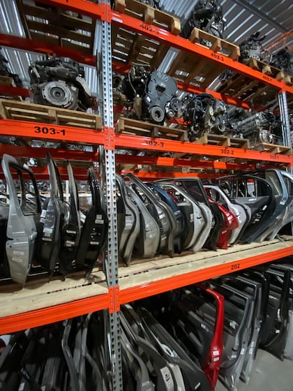 Algunas de las autopartes que se pueden reutilizar en el país son la caja de velocidades, la bomba de nafta y la de agua, el carburador, el aire acondicionado, y el radiador, entre otras