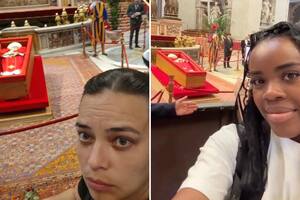 Algunas de las personas que se sacaron selfies con el ataúd del Papa