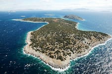 Estas 5 islas griegas están en venta y en el radar de los millonarios del mundo