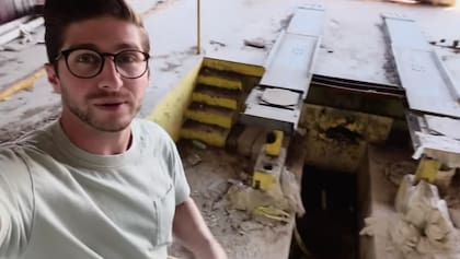 Algunas estructuras están en buen estado (Captura de pantalla Youtube Fly me to the fun)